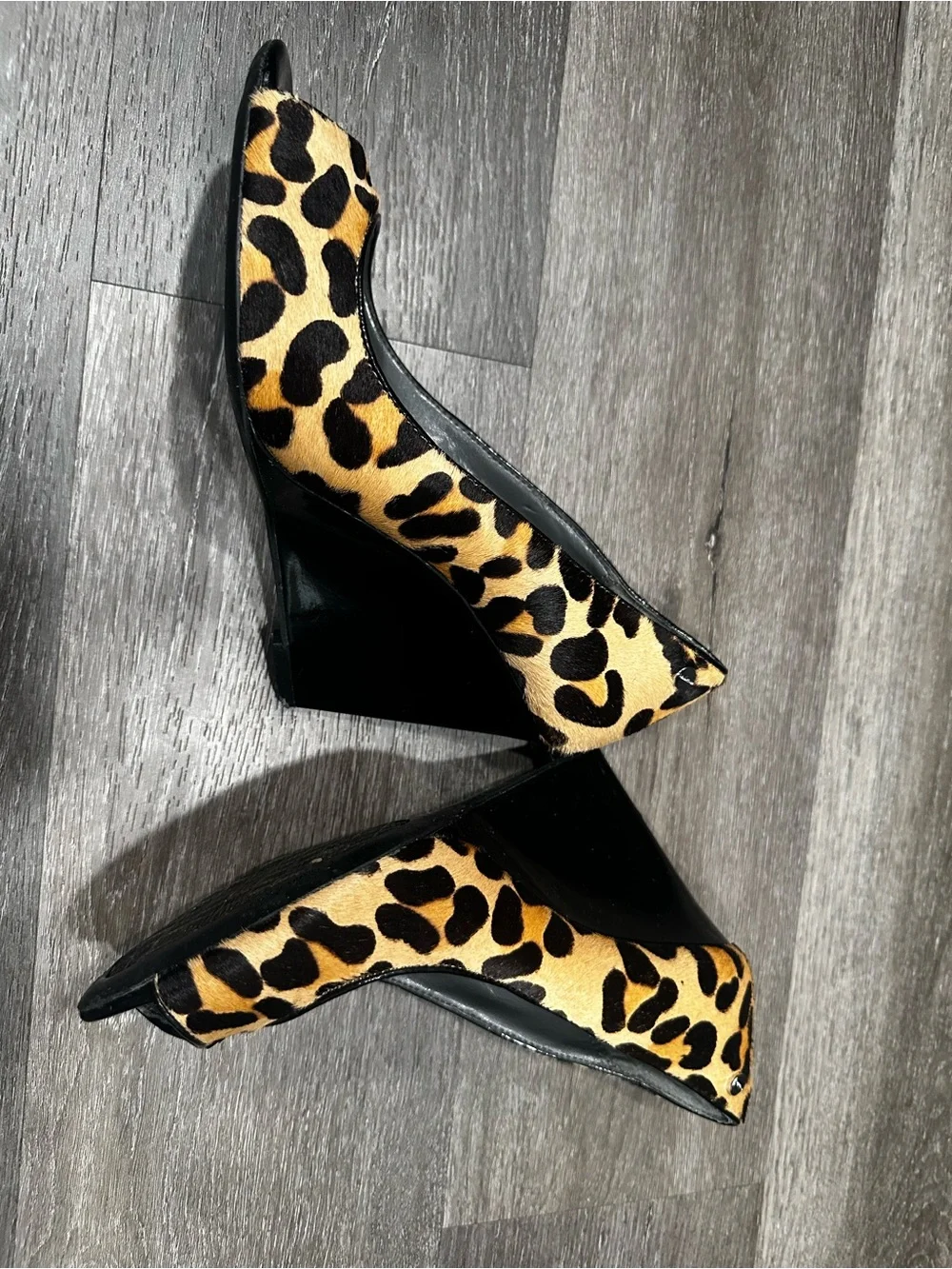 Calvin Klein Leopard Print Wedge Pumps - Black & Tan Size 6.5 real calfskin